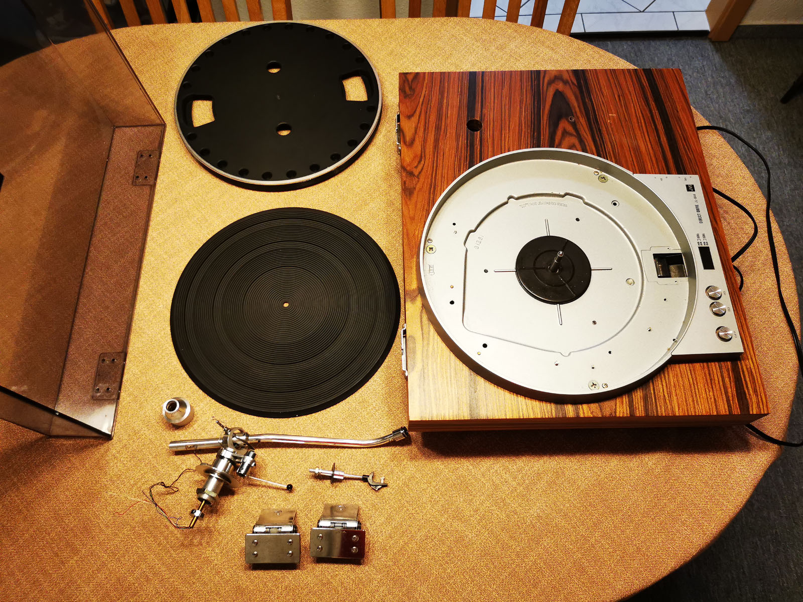 [Bild: jvcbl4402.jpg]